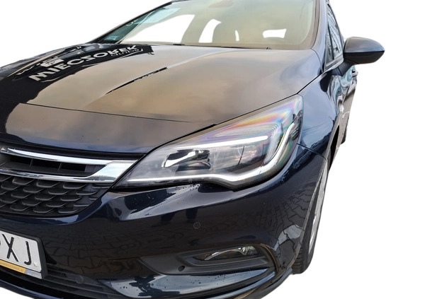 Opel Astra cena 49999 przebieg: 99900, rok produkcji 2019 z Lubliniec małe 137